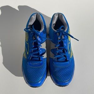 NWOT Reebok tennis shoes